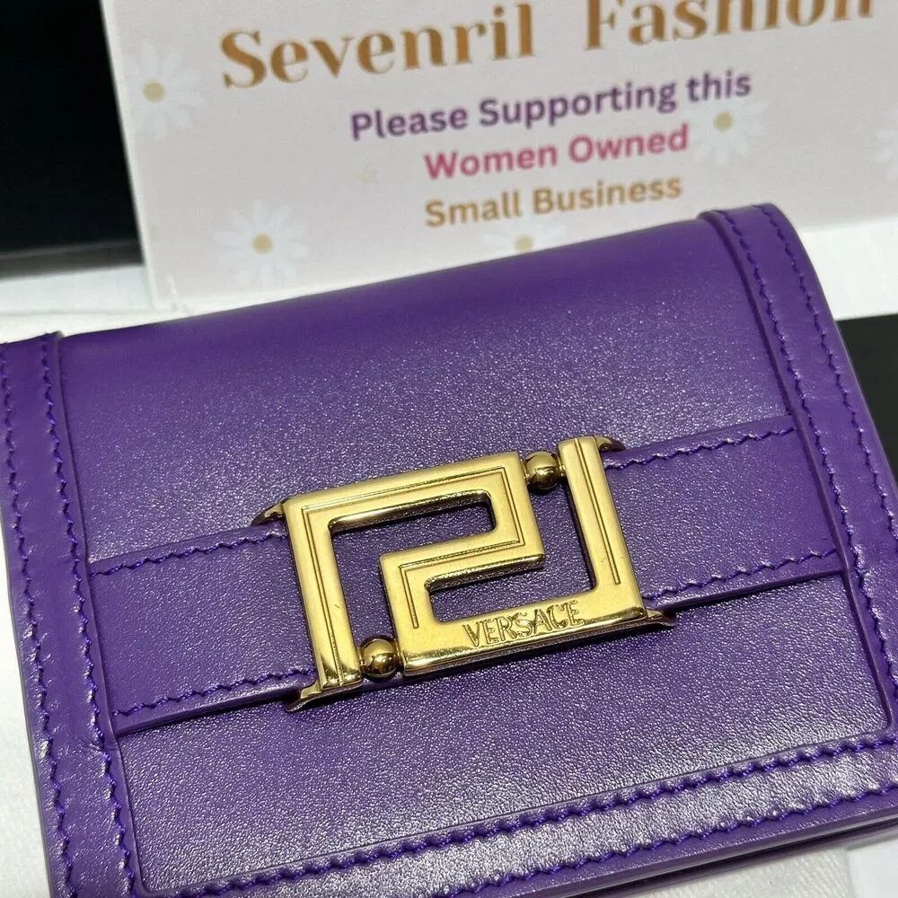 NIB Versace Goddess Greca Logo Purple Leather Bi Fold Wallet $625